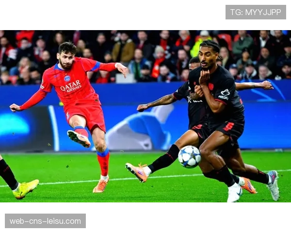 欧足联新规要求站席每平方米最多容纳4.7名观众，安全标准提升